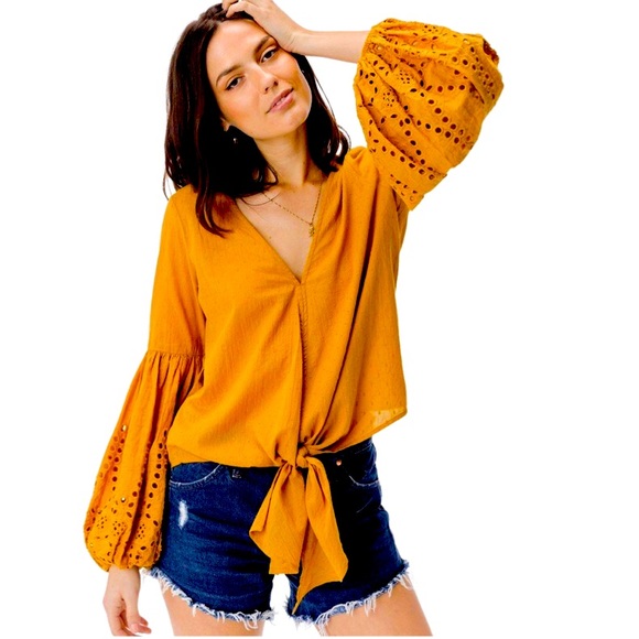 Love Stitch Tops - 🌻🌻 Bohemian Tie Front Eyelet Sleeve Top 🌻🌻